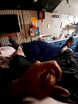 Snapshot of MrDaRkO_420 chatting on 14, 5, 2026 MrDaRkO 420 online show from 14, 5, 2026