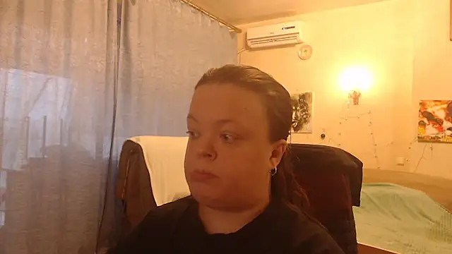 Janiffer MiMi online show from 16, 12, 2024