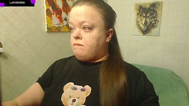 Janiffer MiMi online show from 17, 9, 2025