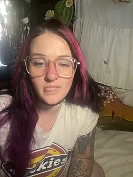 Snapshot of 1-800-FUCKYOU chatting on 1, 1, 2025 1-800-FUCKYOU online show from 1, 1, 2025