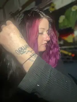 Snapshot of 1-800-FUCKYOU chatting on 13, 1, 2025 1-800-FUCKYOU online show from 13, 1, 2025