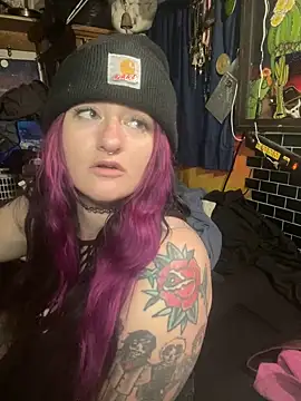 Snapshot of 1-800-FUCKYOU chatting on 17, 2, 2025 1-800-FUCKYOU online show from 17, 2, 2025