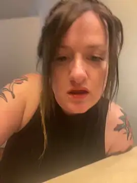 Snapshot of 1-800-FUCKYOU chatting on 22, 2, 2025 1-800-FUCKYOU online show from 22, 2, 2025