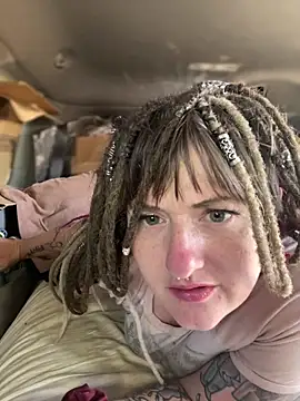 Snapshot of 1-800-FUCKYOU chatting on 12, 9, 2025 1-800-FUCKYOU online show from 12, 9, 2025