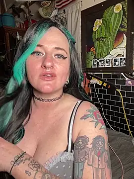 Snapshot of 1-800-FUCKYOU chatting on 12, 2, 2026 1-800-FUCKYOU online show from 12, 2, 2026