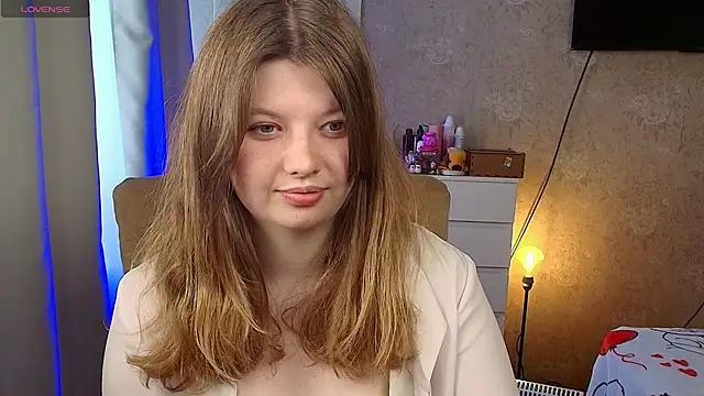 Snapshot of Vivian_cutie chatting on 30, 5, 2026 Vivian cutie online show from 30, 5, 2026