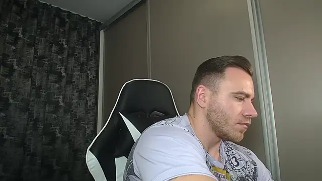 Thori92 online show from 17, 1, 2025