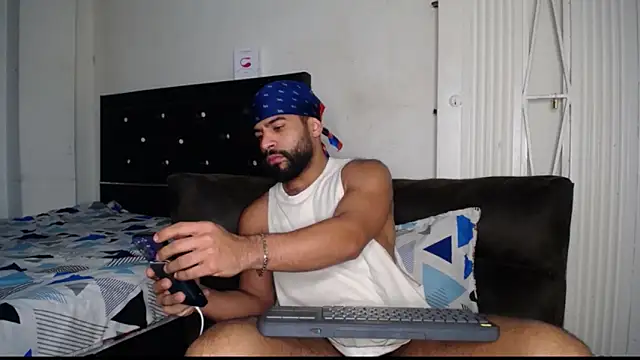 sweatyhairypig23 online show from 23, 3, 2025