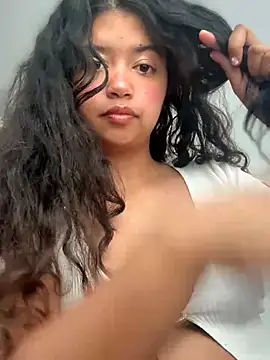 Peach Girll online show from 28, 5, 2026
