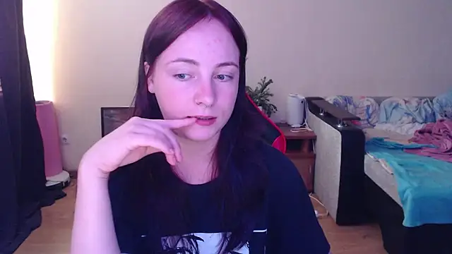 Laralianna online show from 27, 6, 2026