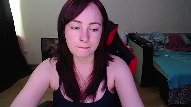 Laralianna online show from 10, 7, 2026