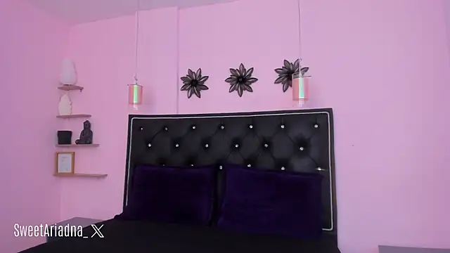 Sweet Ariadna  online show from 8, 2, 2025