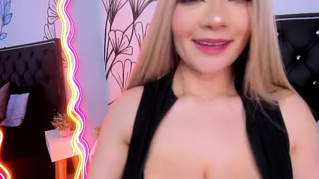 Snapshot of Sweet_Ariadna_ chatting on 19, 4, 2026 Sweet Ariadna online show from 19, 4, 2026