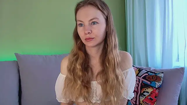 Snapshot of Cuddle_Cat chatting on 18, 2, 2026 Cuddle Cat online show from 18, 2, 2026