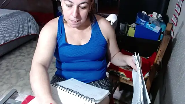 Snapshot of Barbiegomez chatting on 4, 6, 2026 Barbiegomez online show from 4, 6, 2026