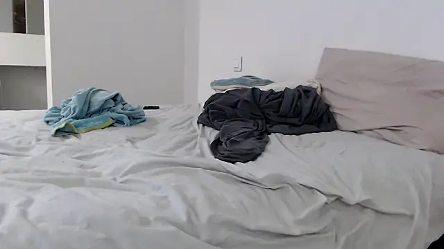 sweeti Em online show from 18, 2, 2026