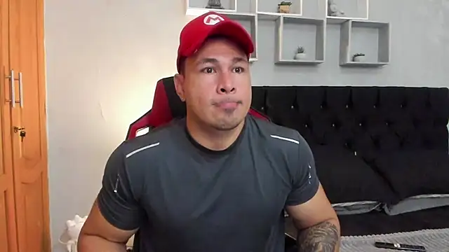 tyler hank01 online show from 21, 7, 2026