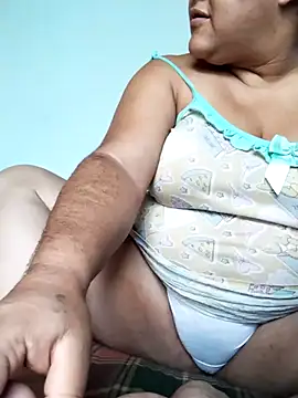 Monseratte21 online show from 11, 2, 2025