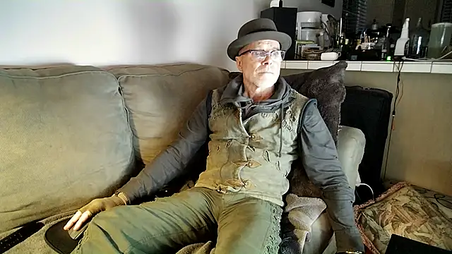 MoonDancer online show from 3, 2, 2025