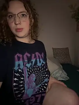 EmmieRae online show from 17, 10, 2025