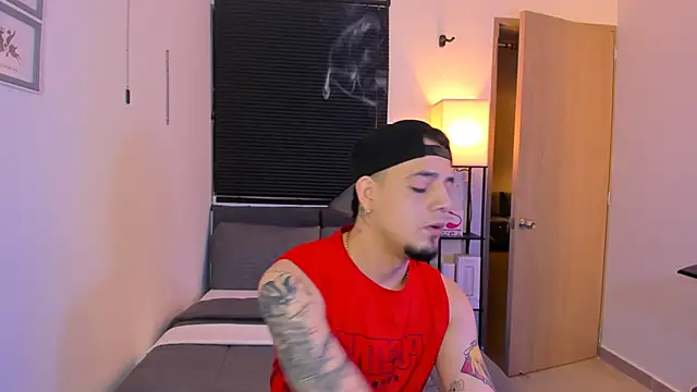 alejandro calderon1 online show from 13, 4, 2026