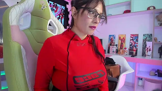 Kyomi chang online show from 10, 9, 2025