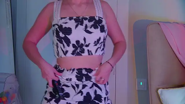 GentleRossi online show from 21, 2, 2025