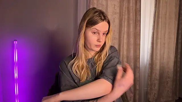 Chanel Gill online show from 13, 1, 2025