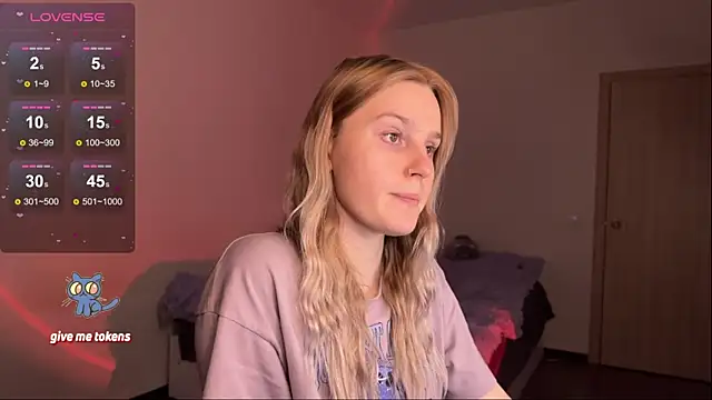 Chanel Gill online show from 23, 3, 2025