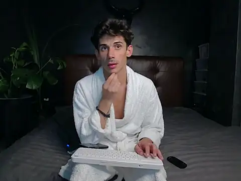 DanielCrush1 online show from 27, 9, 2025