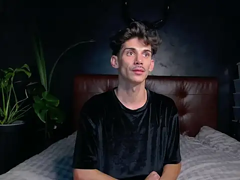 DanielCrush1 online show from 4, 10, 2025