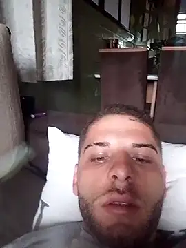 Snapshot of PauGostoso051 chatting on 18, 10, 2025 PauGostoso051 online show from 18, 10, 2025