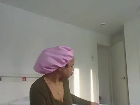 RuggyRackz online show from 6, 12, 2024