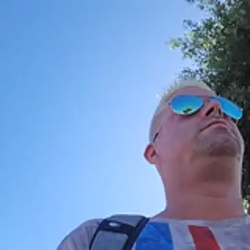 Trucker Hunter online show from 9, 1, 2026