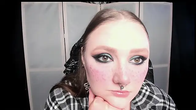 Snapshot of YourDyingBride chatting on 3, 5, 2026 YourDyingBride online show from 3, 5, 2026