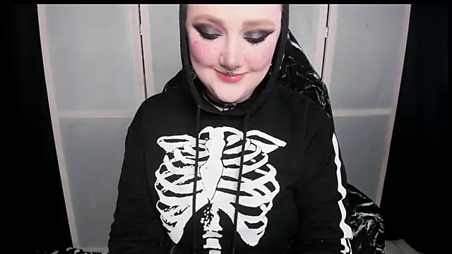 Snapshot of YourDyingBride chatting on 9, 5, 2026 YourDyingBride online show from 9, 5, 2026