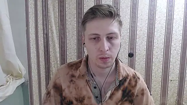 darienlarge online show from 5, 3, 2025