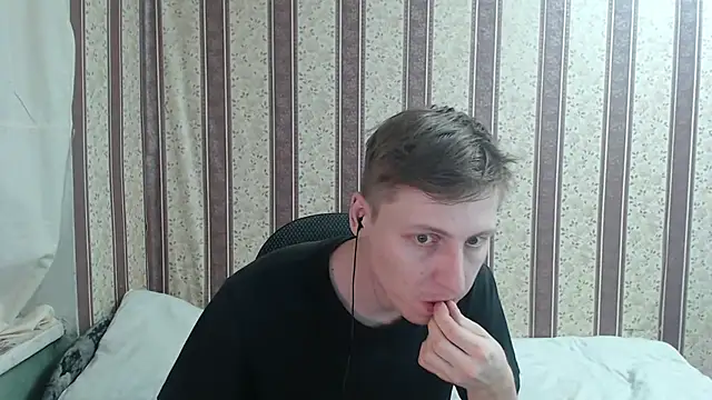 darienlarge online show from 10, 3, 2025