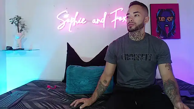 SophieFoxx17 online show from 6, 3, 2026