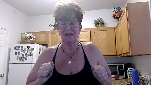 Snapshot of plusizebigbooty chatting on 2, 11, 2025 plusizebigbooty online show from 2, 11, 2025