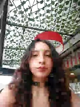 Snapshot of _Laary chatting on 19, 12, 2024 Laary online show from 19, 12, 2024