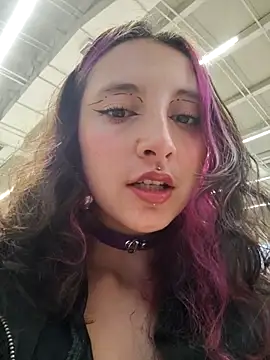 Snapshot of _Laary chatting on 18, 10, 2025 Laary online show from 18, 10, 2025