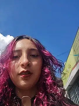 Snapshot of _Laary chatting on 23, 11, 2025 Laary online show from 23, 11, 2025