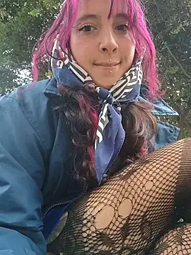 Snapshot of _Laary chatting on 5, 2, 2026 Laary online show from 5, 2, 2026