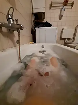 toeloverlive online show from 4, 12, 2024