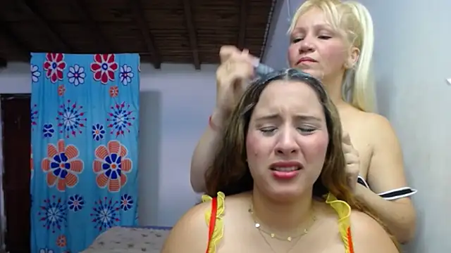 Nicolle Milf online show from 9, 9, 2025