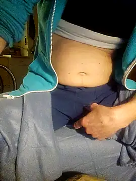 Snapshot of PassiveStute25 chatting on 5, 11, 2025 PassiveStute25 online show from 5, 11, 2025