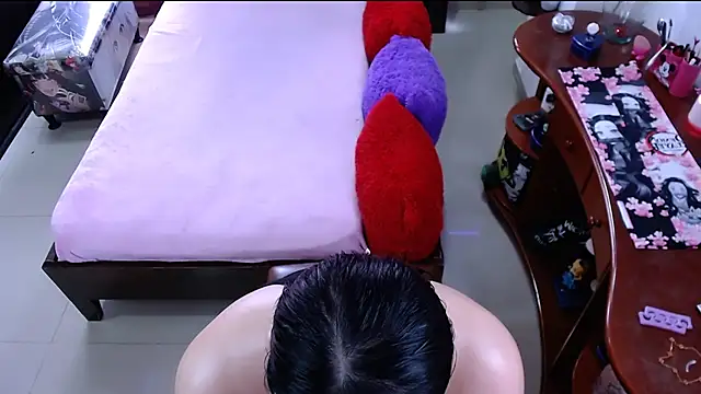 lufek23 online show from 28, 1, 2025