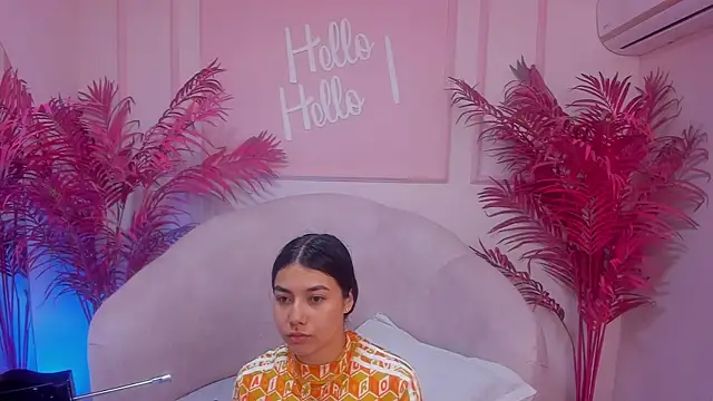 Natasharuso online show from 22, 2, 2025