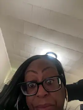 Goddesskarisma online show from 17, 12, 2025